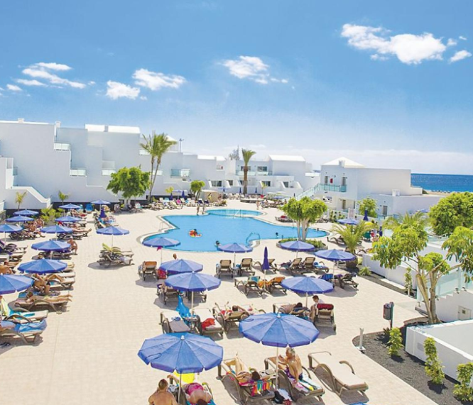 Playa de los Pocillos (Puerto del Carmen), Lanzarote, Spanien